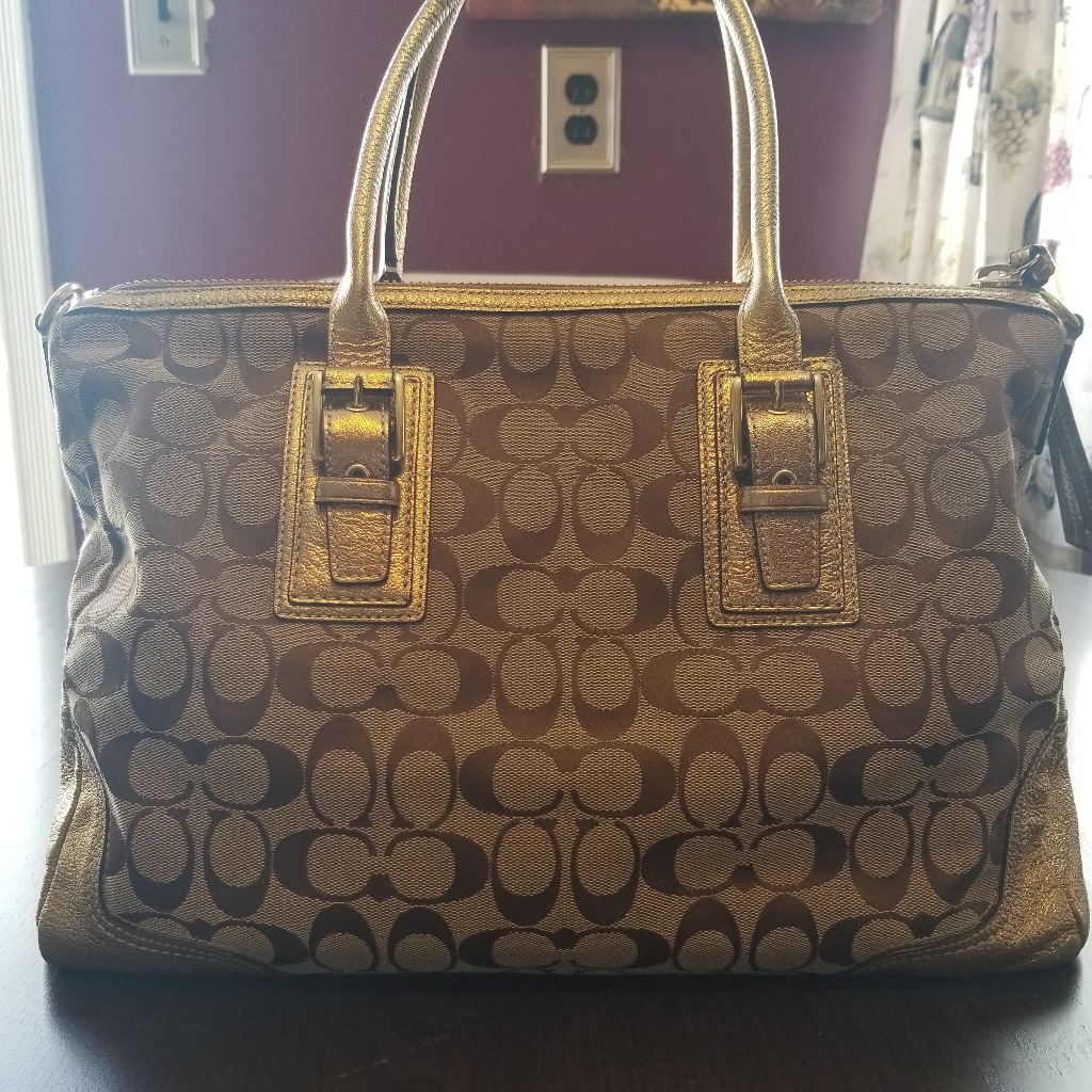 Coach Signature Logo Purse / Handbag